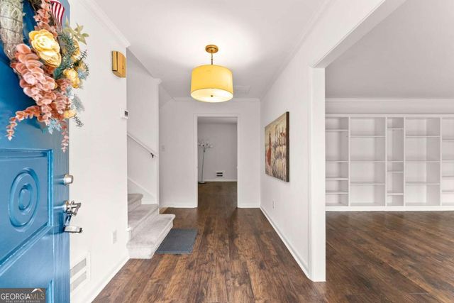 1002 Dixon Drive, Gainesville, GA 30501