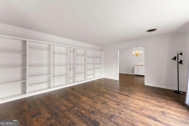 1002 Dixon Drive, Gainesville, GA 30501