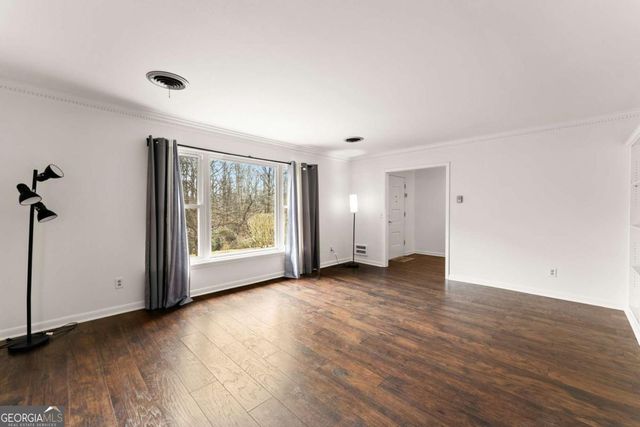 1002 Dixon Drive, Gainesville, GA 30501