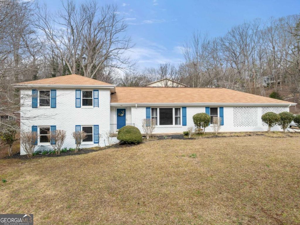 1002 Dixon Drive, Gainesville, GA 30501