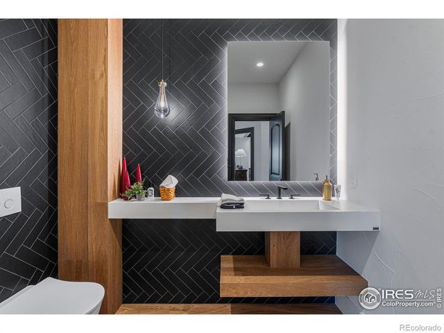 166 Valley View Way, Boulder, CO 80304