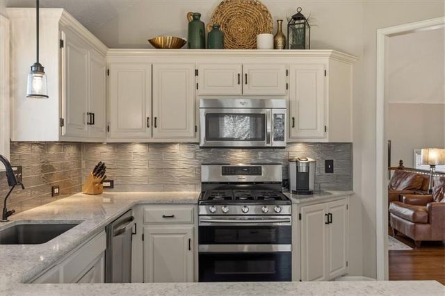 13653 W 129th Street, Olathe, KS 66062