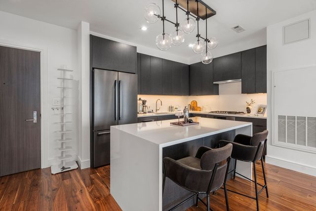 99 Sumner St 321, Boston, MA 02128