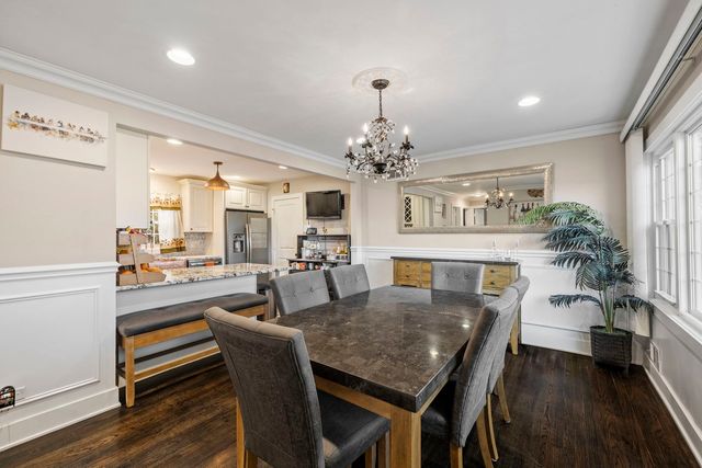 8602 S Oak Park Avenue, Burbank, IL 60459