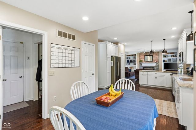 9801 Logan Lane, Fishers, IN 46037