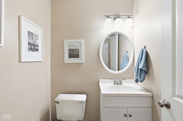 9801 Logan Lane, Fishers, IN 46037