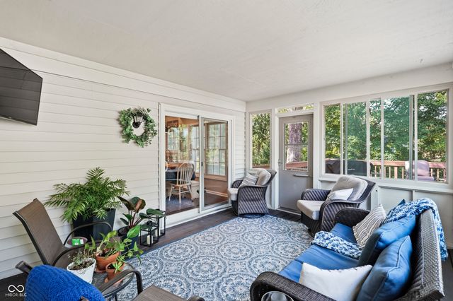9801 Logan Lane, Fishers, IN 46037