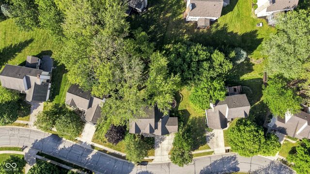 9801 Logan Lane, Fishers, IN 46037
