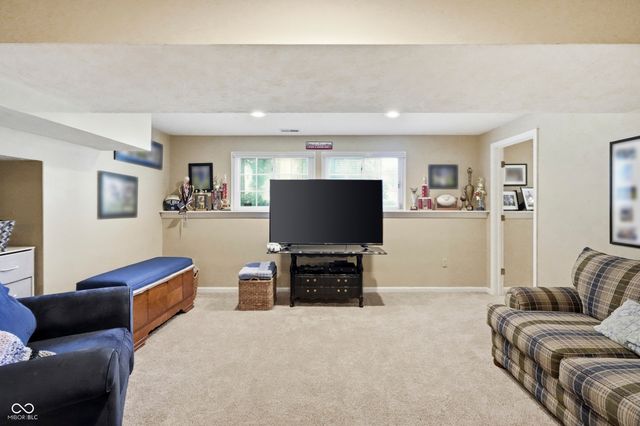 9801 Logan Lane, Fishers, IN 46037