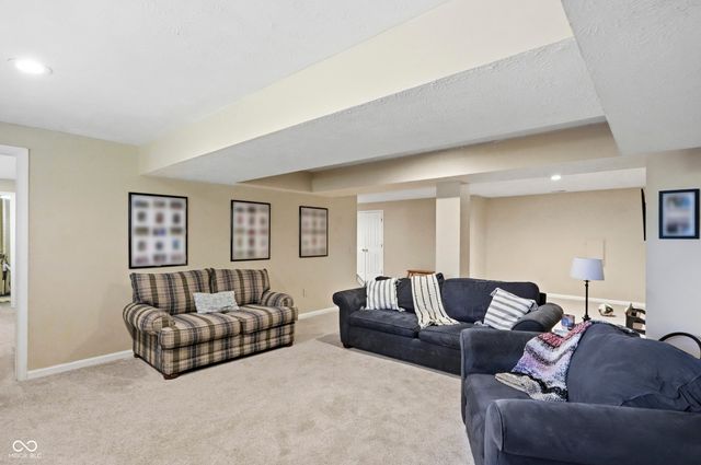 9801 Logan Lane, Fishers, IN 46037