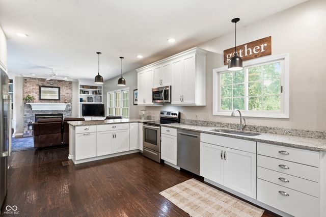 9801 Logan Lane, Fishers, IN 46037