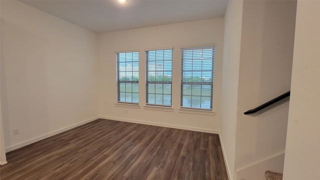 2739 Levee Lane, Lewisville, TX 75067