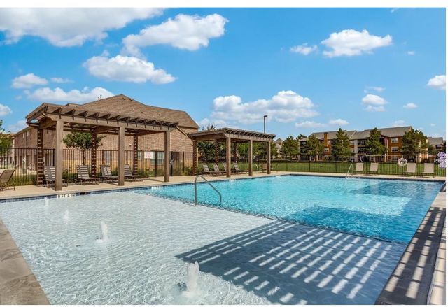 2739 Levee Lane, Lewisville, TX 75067