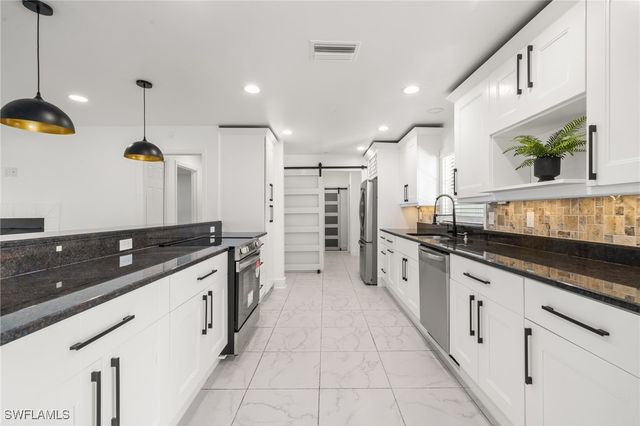 3429 Sleepy Hollow LN, Punta Gorda, FL 33950