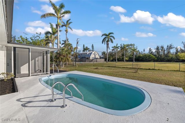 3429 Sleepy Hollow LN, Punta Gorda, FL 33950