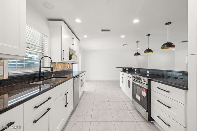 3429 Sleepy Hollow LN, Punta Gorda, FL 33950