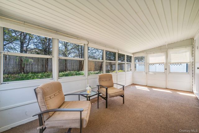 259 Edinburgh Drive, Ridge, NY 11961