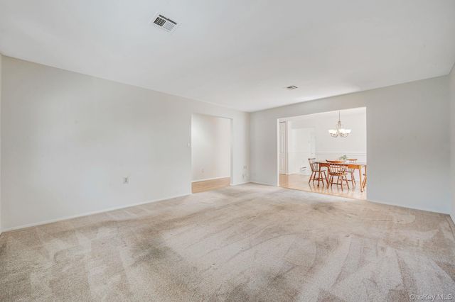 259 Edinburgh Drive, Ridge, NY 11961