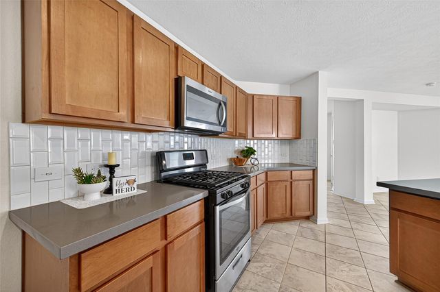 2610 Cabin Cove Lane, Houston, TX 77038