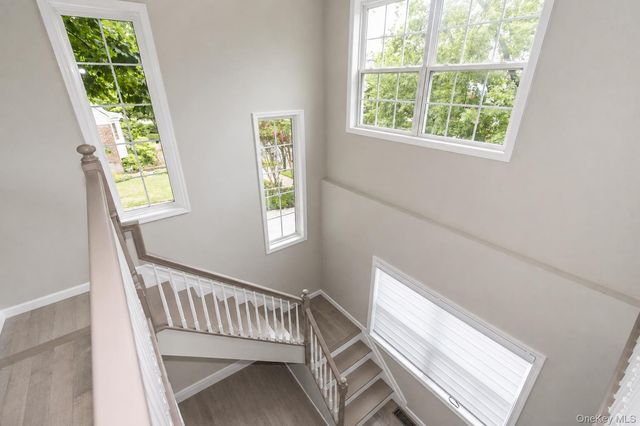 8015 Little Neck Parkway, Glen Oaks, NY 11004