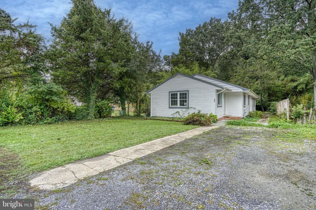 18 OAK ST, Cambridge, MD 21613