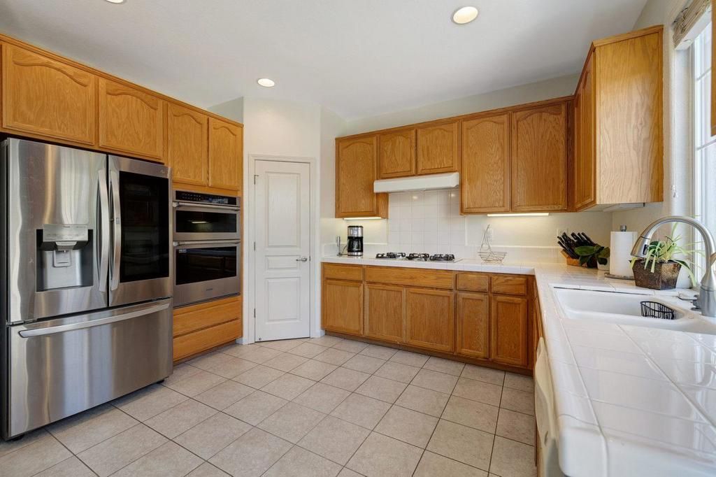 Image 13 of property listing at 28 Donna Adelle Court, San Jose, CA 95127