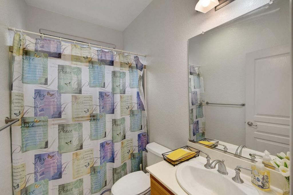 Image 19 of property listing at 28 Donna Adelle Court, San Jose, CA 95127