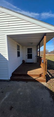 300 Central Avenue S, Hollandale, MN 56045