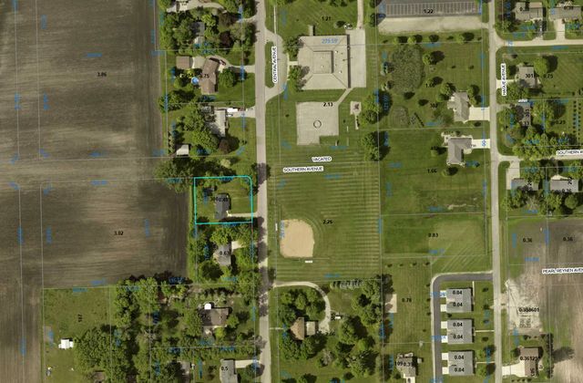 300 Central Avenue S, Hollandale, MN 56045