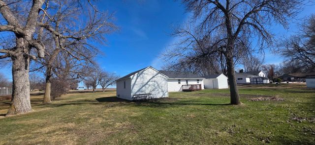 300 Central Avenue S, Hollandale, MN 56045