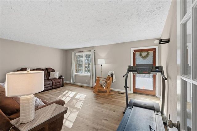 146 E Side Drive, Tallapoosa, GA 30176