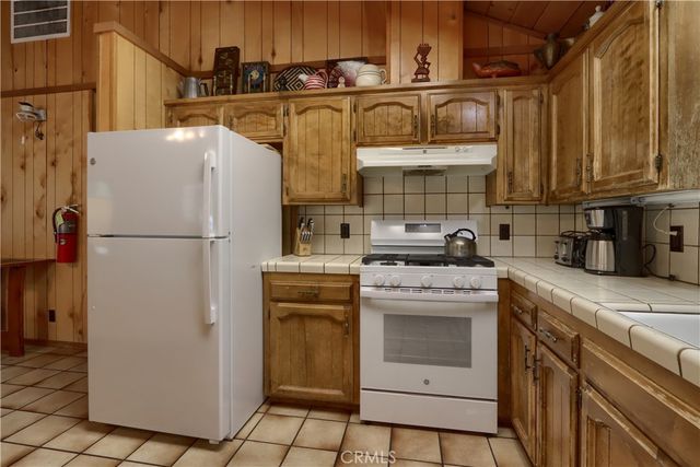 8041 Chilnualna Falls, Wawona, CA 95389