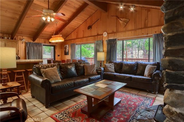 8041 Chilnualna Falls, Wawona, CA 95389