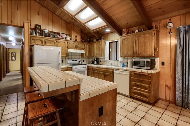 8041 Chilnualna Falls, Wawona, CA 95389