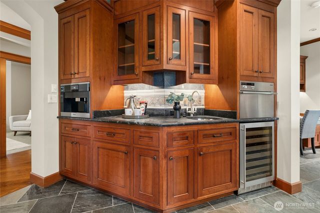 21241 SE 40th Street, Sammamish, WA 98075