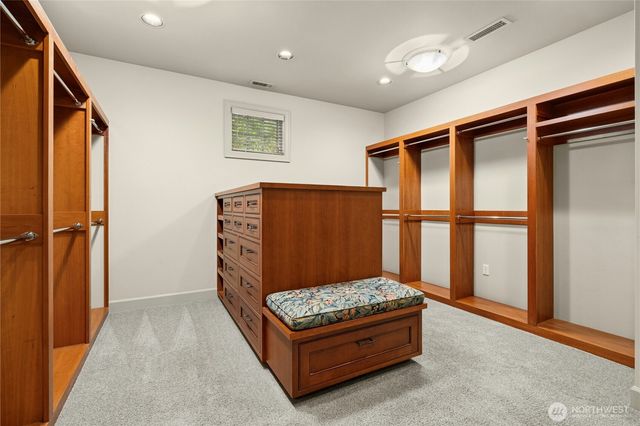 21241 SE 40th Street, Sammamish, WA 98075