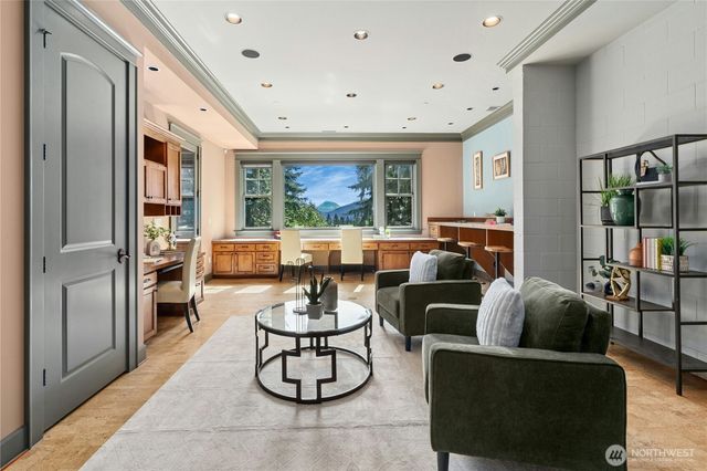 21241 SE 40th Street, Sammamish, WA 98075