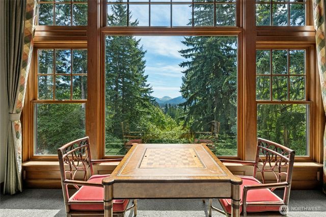 21241 SE 40th Street, Sammamish, WA 98075