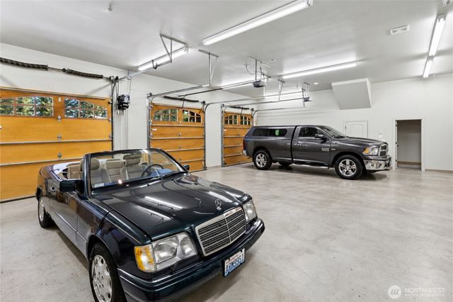 21241 SE 40th Street, Sammamish, WA 98075