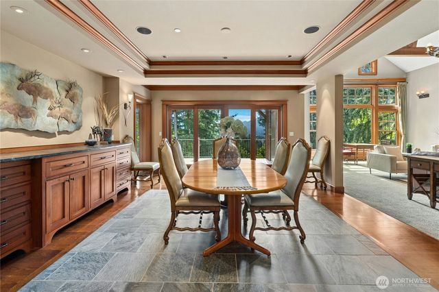 21241 SE 40th Street, Sammamish, WA 98075