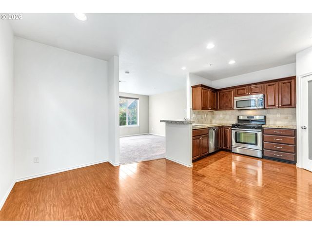 4884 Nw 162ND Ter, Portland, OR 97229