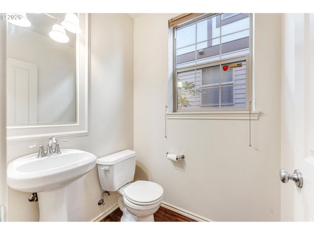 4884 Nw 162ND Ter, Portland, OR 97229