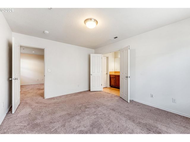 4884 Nw 162ND Ter, Portland, OR 97229