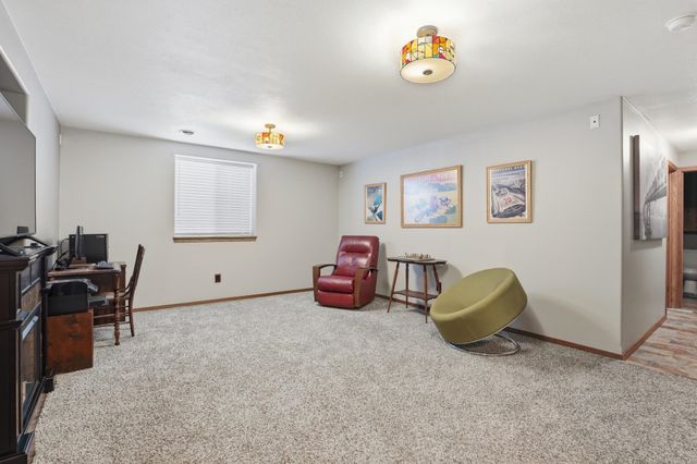 6259 Brennan Ct, Nine Mile Falls, WA 99026