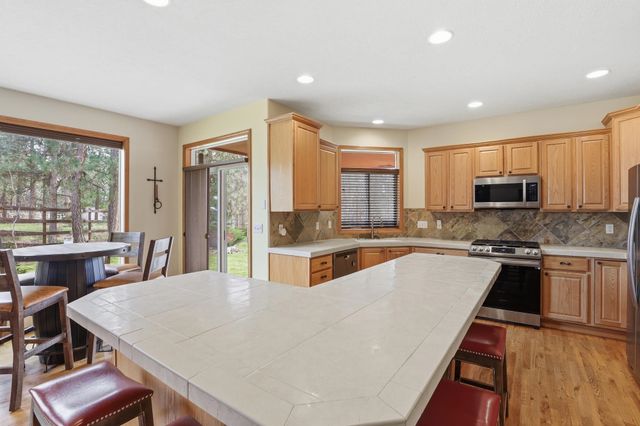 6259 Brennan Ct, Nine Mile Falls, WA 99026