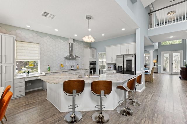 10117 DEERCLIFF DRIVE, Tampa, FL 33647