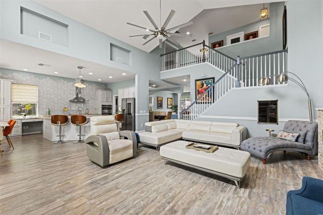 10117 DEERCLIFF DRIVE, Tampa, FL 33647
