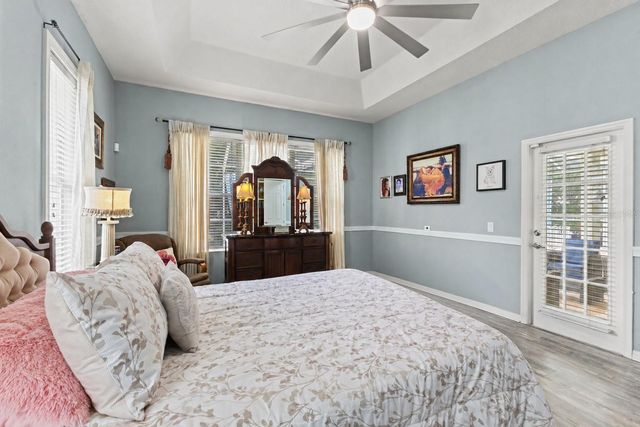 10117 DEERCLIFF DRIVE, Tampa, FL 33647