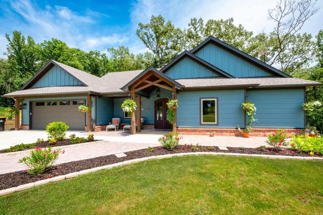 4032 Eagle Valley Drive, Benton, AR 72019