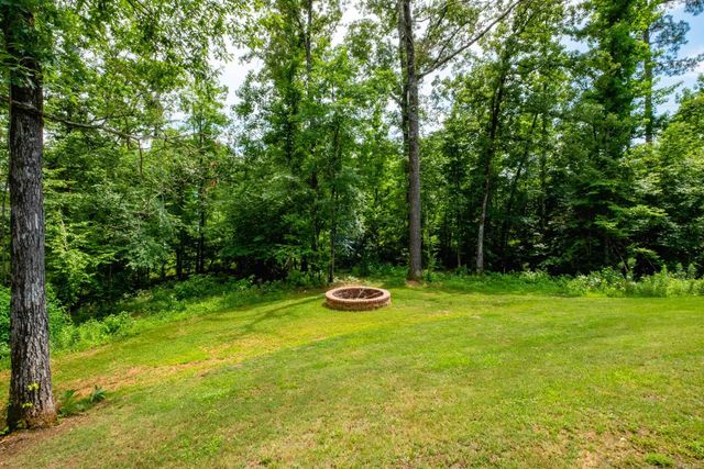 4032 Eagle Valley Drive, Benton, AR 72019